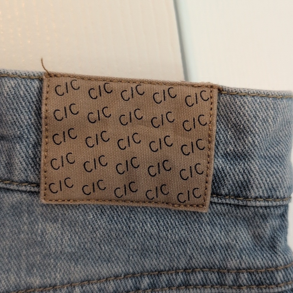 C/Meo Collective Women's High-waisted Light Blue Denim Utility Barrel Jeans - Picture 7 of 10